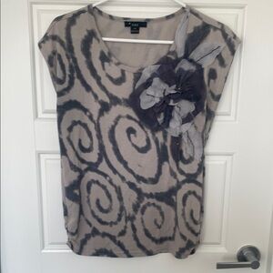 Vince Tan and Gray Graphic Embellished Blouse